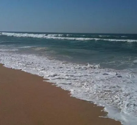 By The Da Areia Branca شقة *